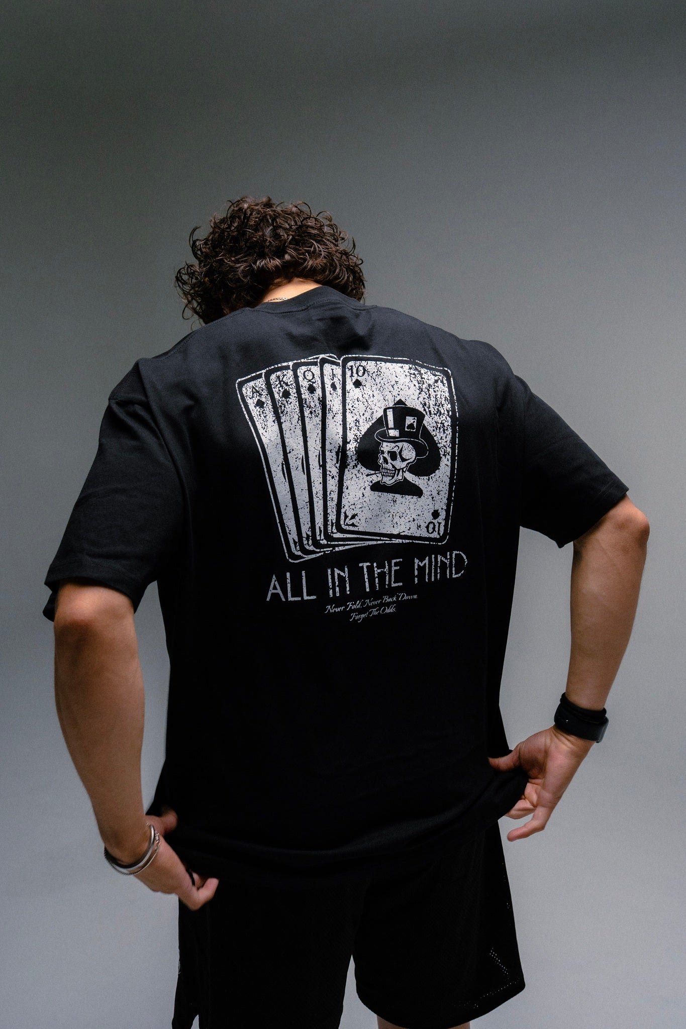 NEVER FOLD TEE